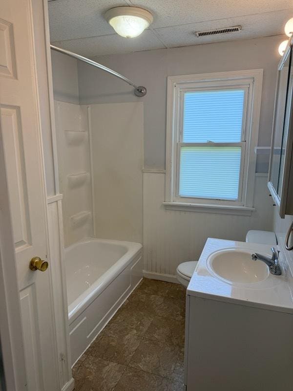 324 Elmwood Ln, Antioch, IL 60002 - bathroom with vanity, shower / washtub combination, and a wainscoted wall