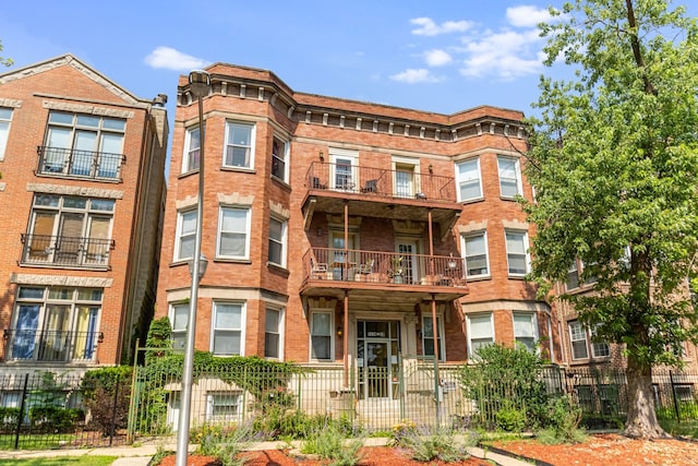 5636 S Prairie Ave Unit 3S, Chicago, IL 60637 - photo 1