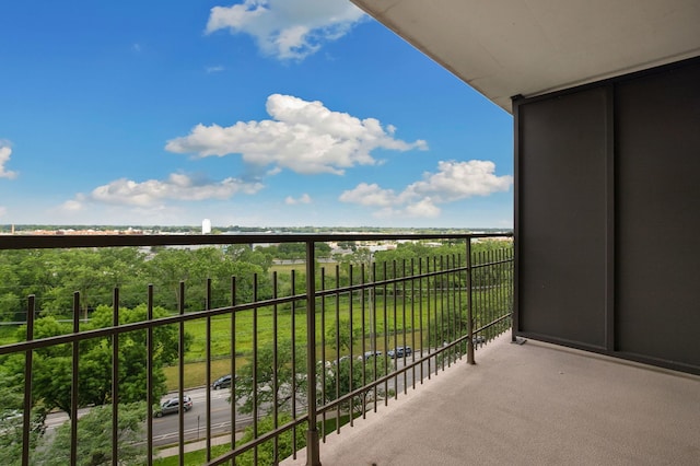 7033 N Kedzie Ave Unit 911, Chicago, IL 60645 - view of balcony