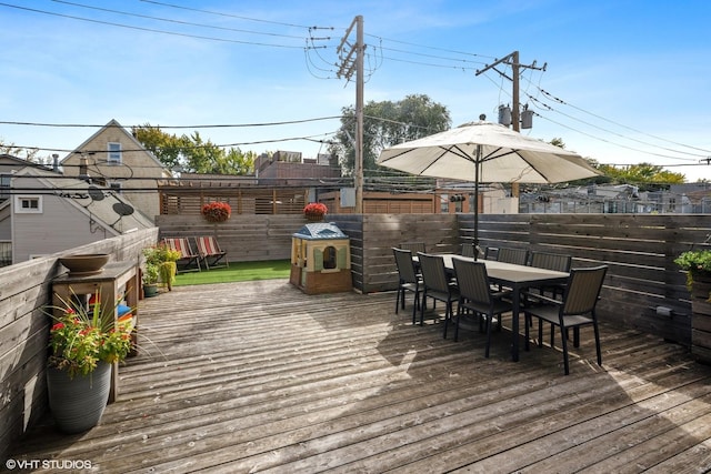 2107 W Belmont Ave Unit 2C, Chicago, IL 60618 - deck with outdoor dining area