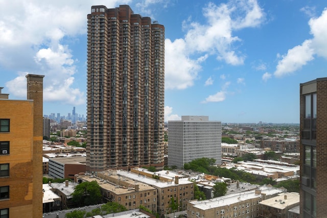 3750 N Lake Shore Dr Unit 16H, Chicago, IL 60613 - city view