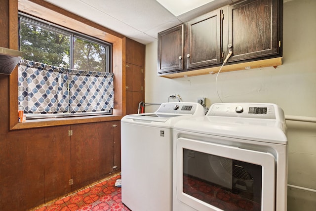 2125 Leeward Ln, Hanover Park, IL 60133 - laundry room featuring washing machine and clothes dryer and cabinet space