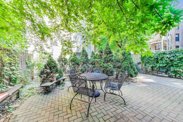 3117 N Orchard St Unit Ge, Chicago, IL 60657 - view of patio / terrace featuring outdoor dining space
