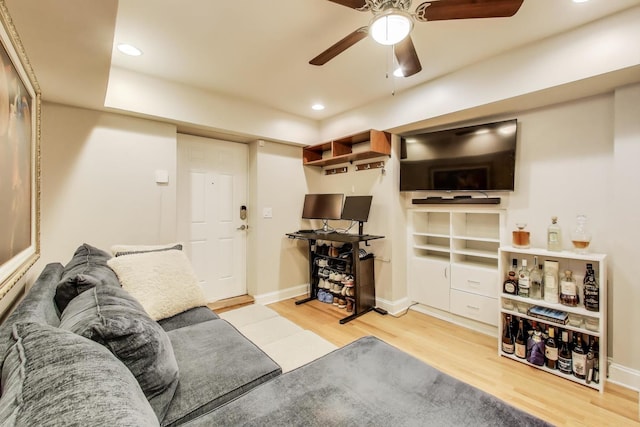 3117 N Orchard St Unit Ge, Chicago, IL 60657 - living area with ceiling fan, wood finished floors, and recessed lighting