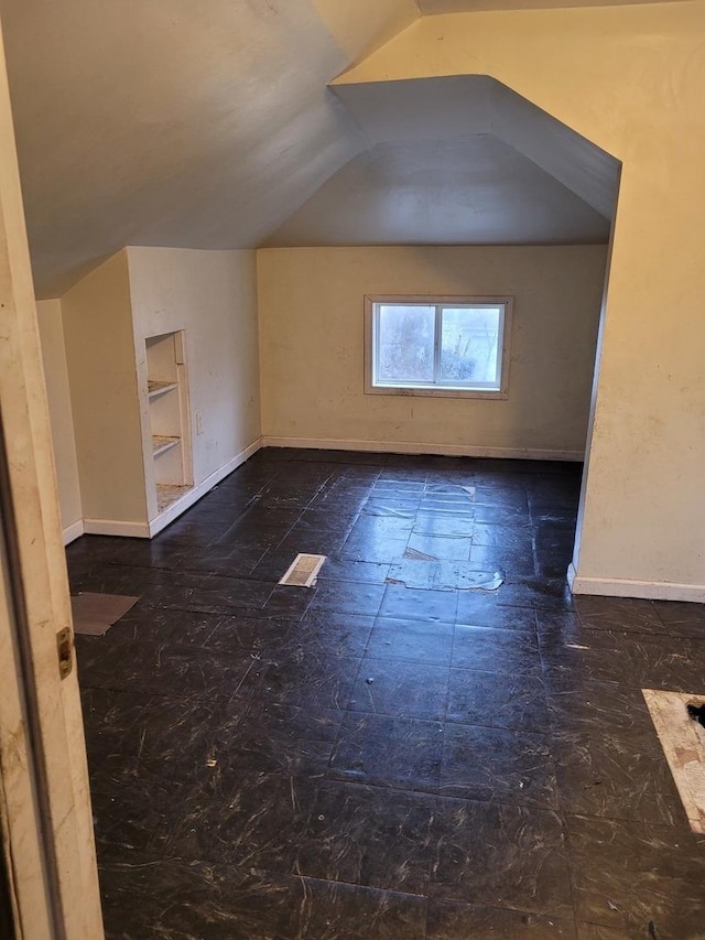 7655 S Clyde Ave, Chicago, IL 60649 - bonus room with lofted ceiling and baseboards