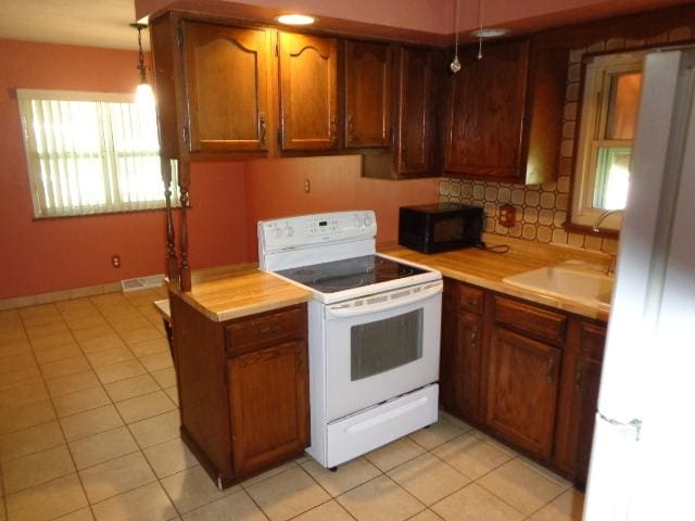 1721 Nixon Ct, Rockford, IL 61108 - photo 11