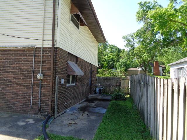 1721 Nixon Ct, Rockford, IL 61108 - photo 5