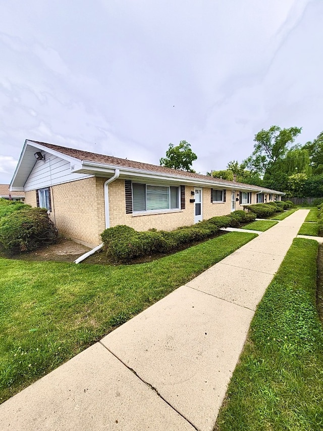 841 Valley Stream Dr Unit A, Wheeling, IL 60090 - photo 1