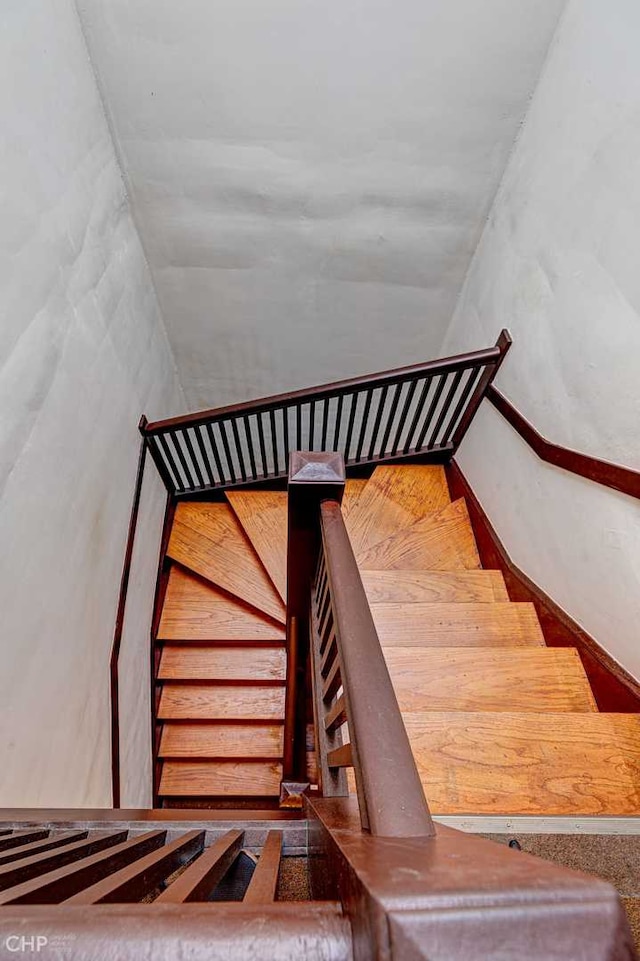 2832 N Mozart St, Chicago, IL 60618 - view of stairs