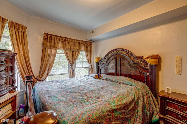 2832 N Mozart St, Chicago, IL 60618 - bedroom with crown molding