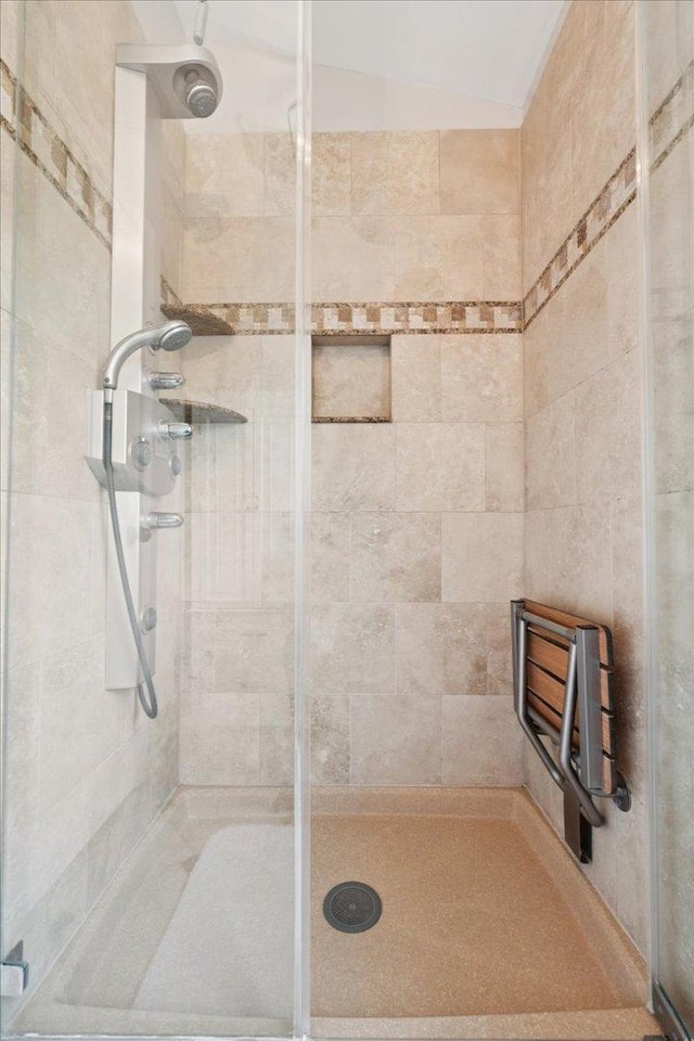 237 Carlisle Ave, Westmont, IL 60559 - bathroom featuring a shower stall
