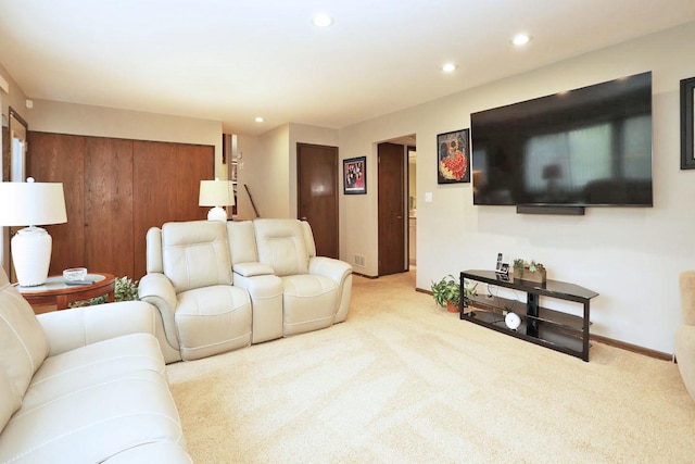 740 Ruskin Dr, Elk Grove Village, IL 60007 - living area featuring carpet flooring and recessed lighting