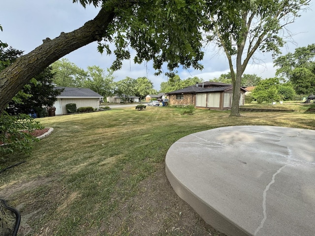 626 E 194th St, Glenwood, IL 60425 - view of green lawn