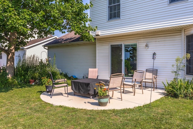 2805 Polo Rd, Bloomington, IL 61704 - view of patio