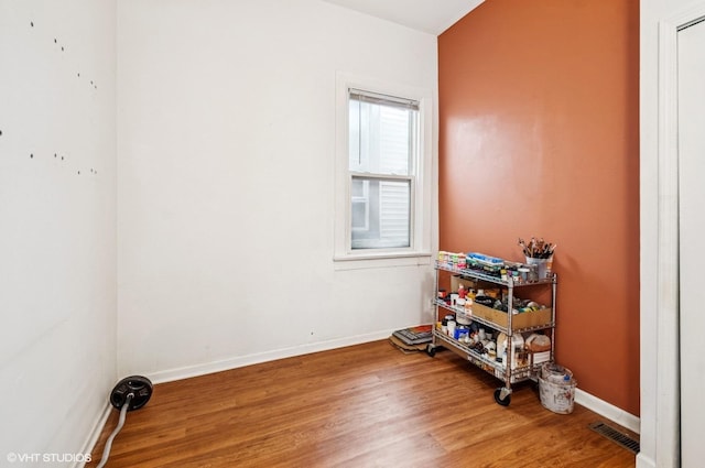 1510 W Cullerton St, Chicago, IL 60608 - spare room with wood finished floors and baseboards