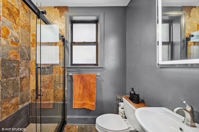 7639 N Greenview Ave Unit 1E, Chicago, IL 60626 - full bath with a stall shower and toilet