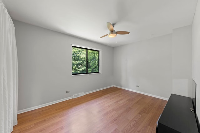 698 Circle Dr, Roselle, IL 60172 - photo 22