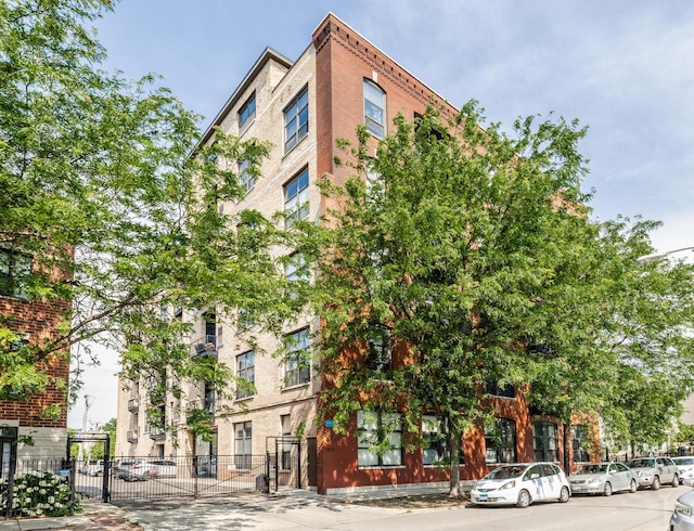 1820 N Spaulding Ave Unit 102, Chicago, IL 60647 - view of property