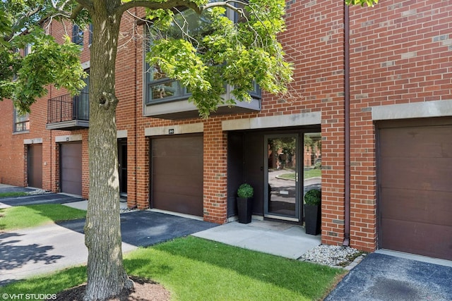 3843 Appian Way, Glenview, IL 60025 - view of front of home featuring brick siding and driveway
