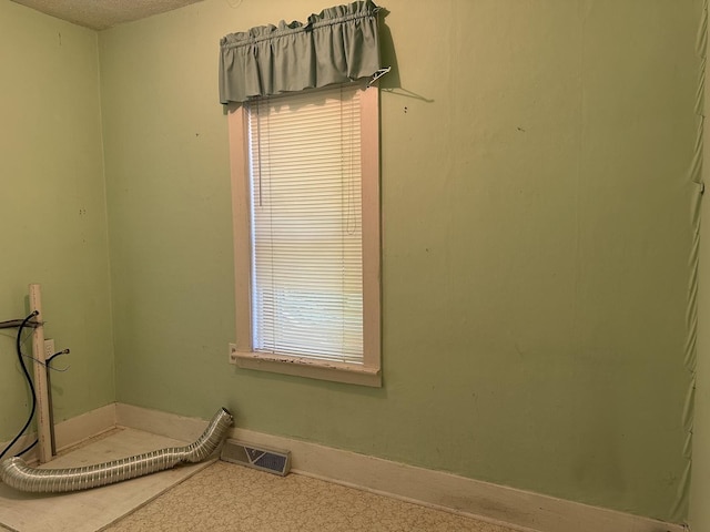 12851 Argo Fay Rd, Thomson, IL 61285 - bathroom featuring baseboards