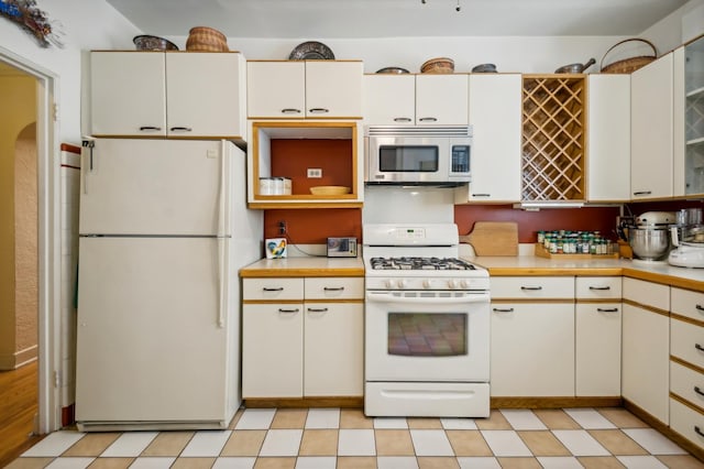2109 W Jarvis Ave Unit 1, Chicago, IL 60645 - photo 16