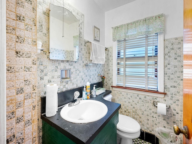 10458 S Forest Ave, Chicago, IL 60628 - half bath featuring tile walls and vanity