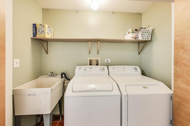 108 Bishop Quarter Ln, Oak Park, IL 60302 - washroom with washing machine and clothes dryer