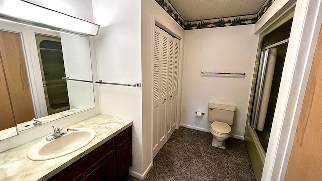 16179 Greenland Dr, Morrison, IL 61270 - full bathroom with vanity and a closet
