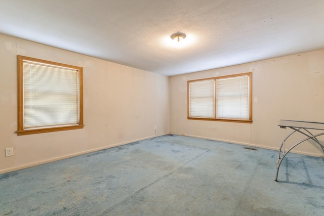 22427 Ridgeway Ave, Richton Park, IL 60471 - carpeted empty room featuring baseboards