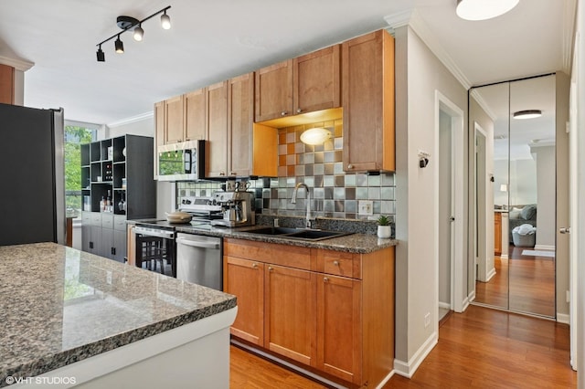 1455 N Sandburg Ter Unit 204, Chicago, IL 60610 - photo 6