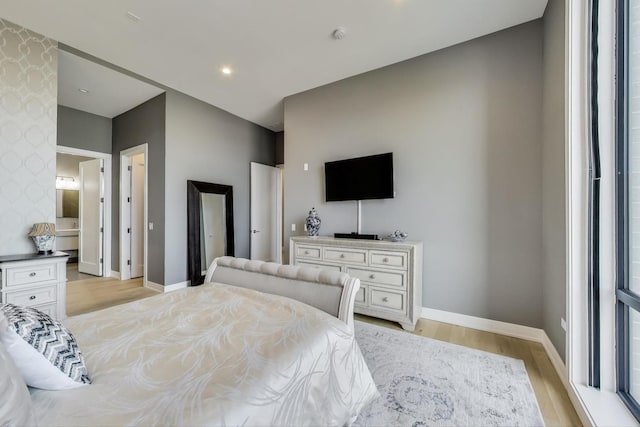 2405 W Iowa St Unit 405, Chicago, IL 60622 - bedroom featuring light wood-style floors