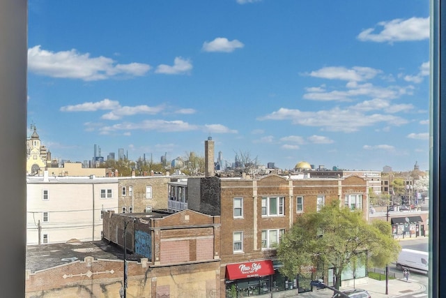 2405 W Iowa St Unit 405, Chicago, IL 60622 - view of property featuring a view of skyline