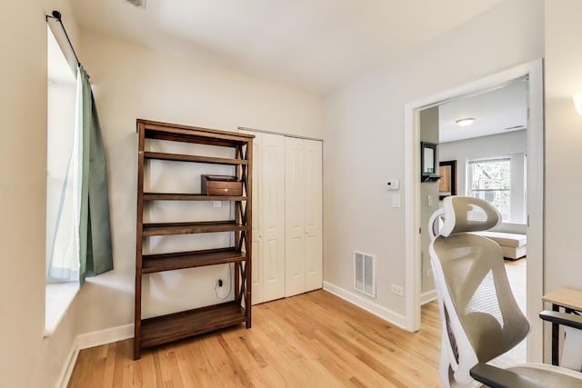 3005 N Clifton Ave Unit 201, Chicago, IL 60657 - office with light wood finished floors and baseboards