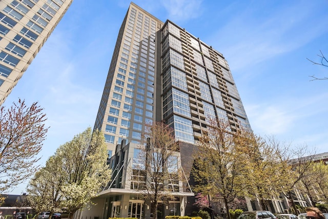 1901 S Calumet Ave Unit 2712, Chicago, IL 60616 - photo 1