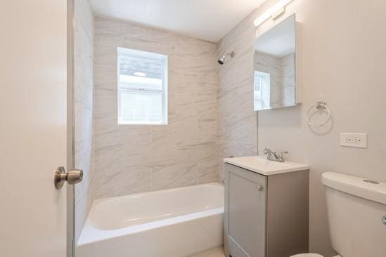 3131 N Odell Ave, Chicago, IL 60707 - full bathroom with vanity and washtub / shower combination