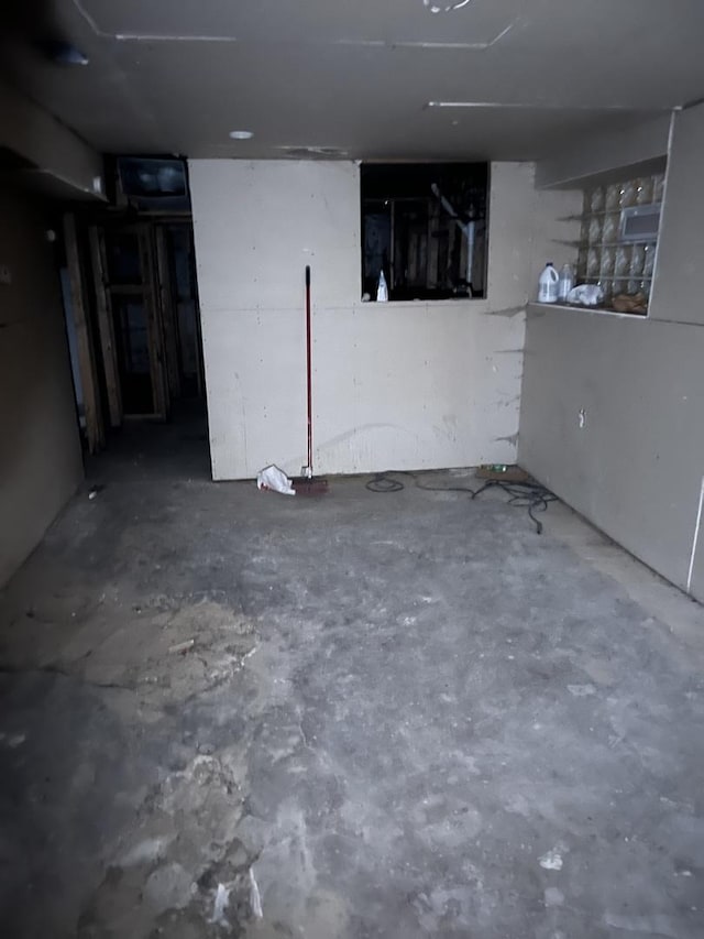 8005 S Blackstone Ave, Chicago, IL 60619 - view of unfinished below grade area