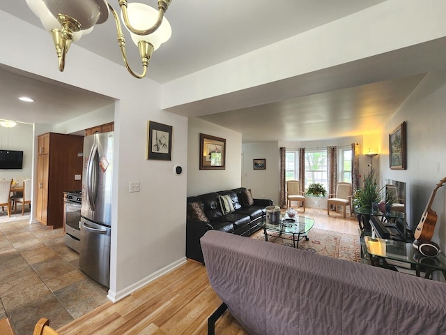 72 Wilton Ln, Mundelein, IL 60060 - living area with baseboards