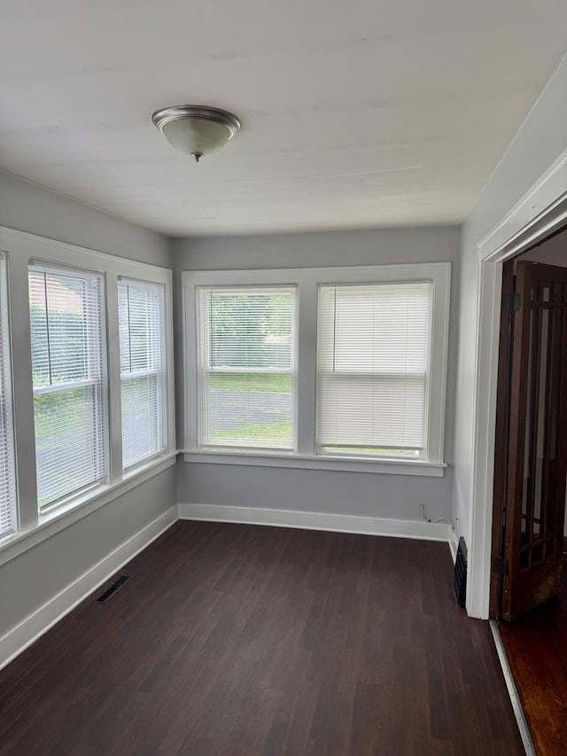 118 Wilcox Ave, Elgin, IL 60123 - view of unfurnished sunroom