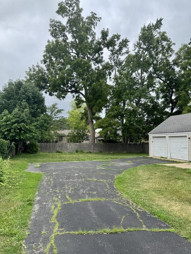 118 Wilcox Ave, Elgin, IL 60123 - view of car parking
