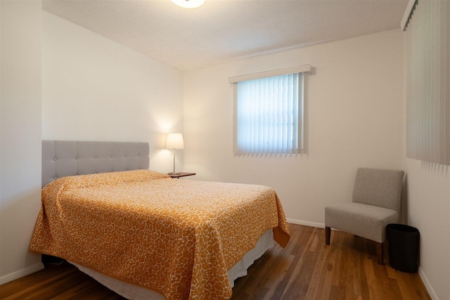 14 Grandview Dr, Normal, IL 61761 - bedroom featuring wood finished floors and baseboards
