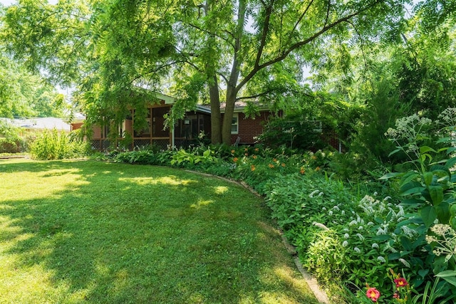 14 Grandview Dr, Normal, IL 61761 - view of grassy yard