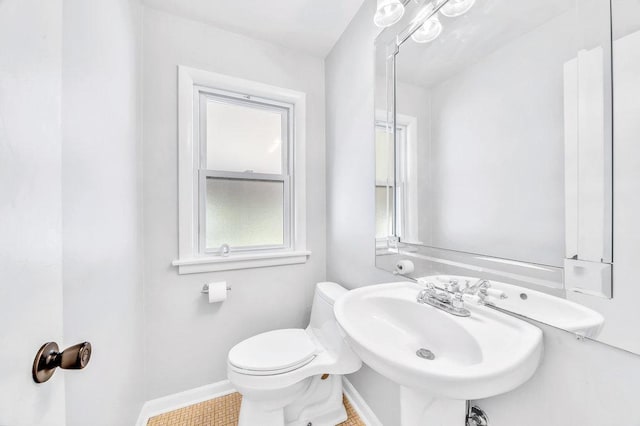3052 W 100th St, Evergreen Park, IL 60805 - bathroom with a sink and toilet