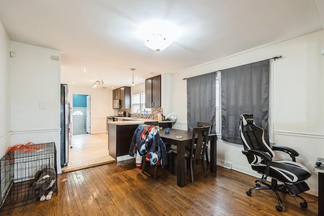 9039 S Phillips Ave, Chicago, IL 60617 - photo 5