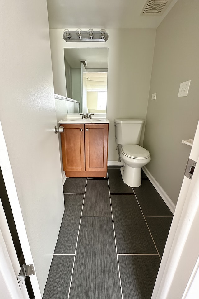 899 Carl Ave, Elgin, IL 60120 - half bathroom with toilet and vanity