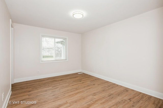 452 Mallview Ln, Bolingbrook, IL 60440 - empty room with light wood-type flooring