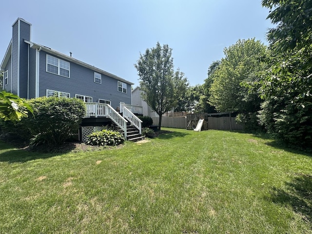 533 Jackson Blvd, Grayslake, IL 60030 - view of yard featuring a wooden deck