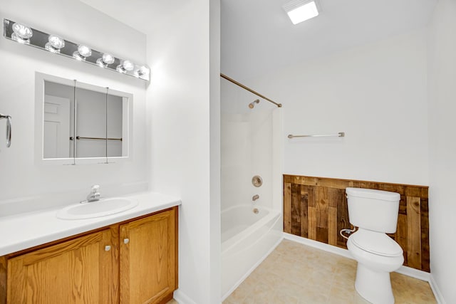 643 N Bridgeport Ter, Lindenhurst, IL 60046 - bathroom with bathtub / shower combination and vanity