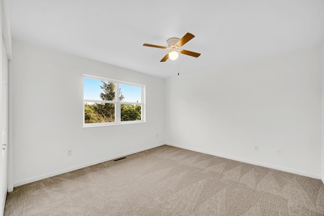 643 N Bridgeport Ter, Lindenhurst, IL 60046 - empty room with carpet flooring and a ceiling fan