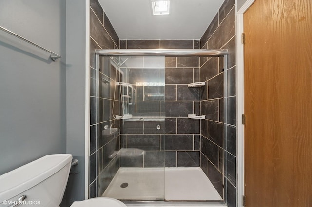 1531 Southport Ct, Zion, IL 60099 - bathroom with toilet and a shower stall