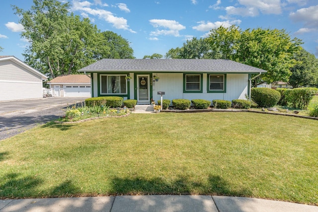 2308 Maple Ln, Rolling Meadows, IL 60008 - single story home featuring a front yard and a detached garage